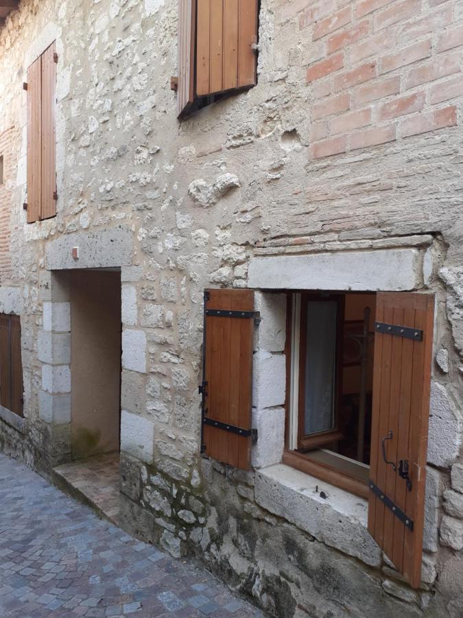 Petit Gite Des Augustins Monflanquin Exterior photo